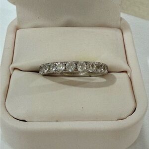 11 stone sterling silver ring size 8
